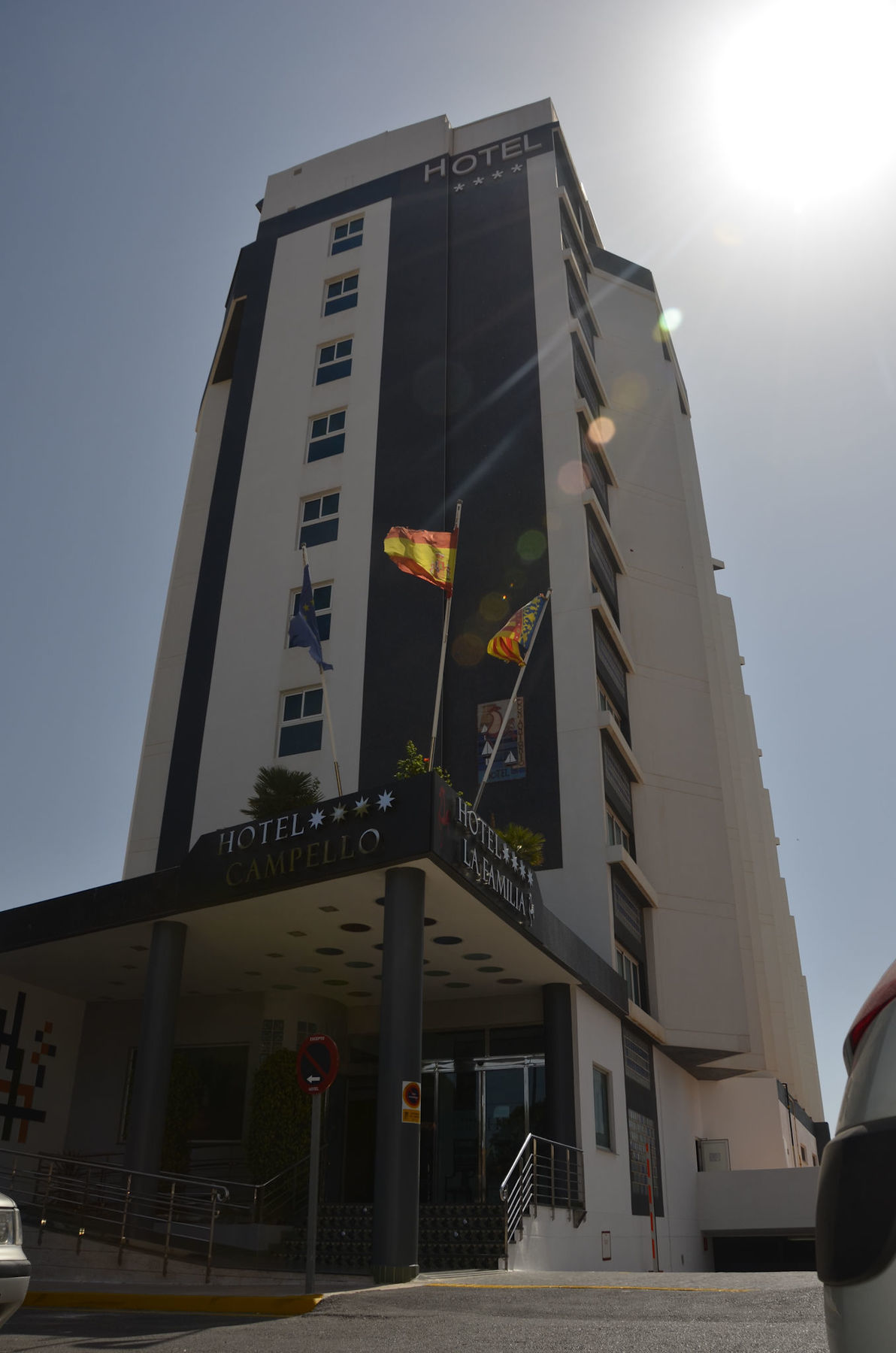 La Familia Gallo Rojo Hotel 4*