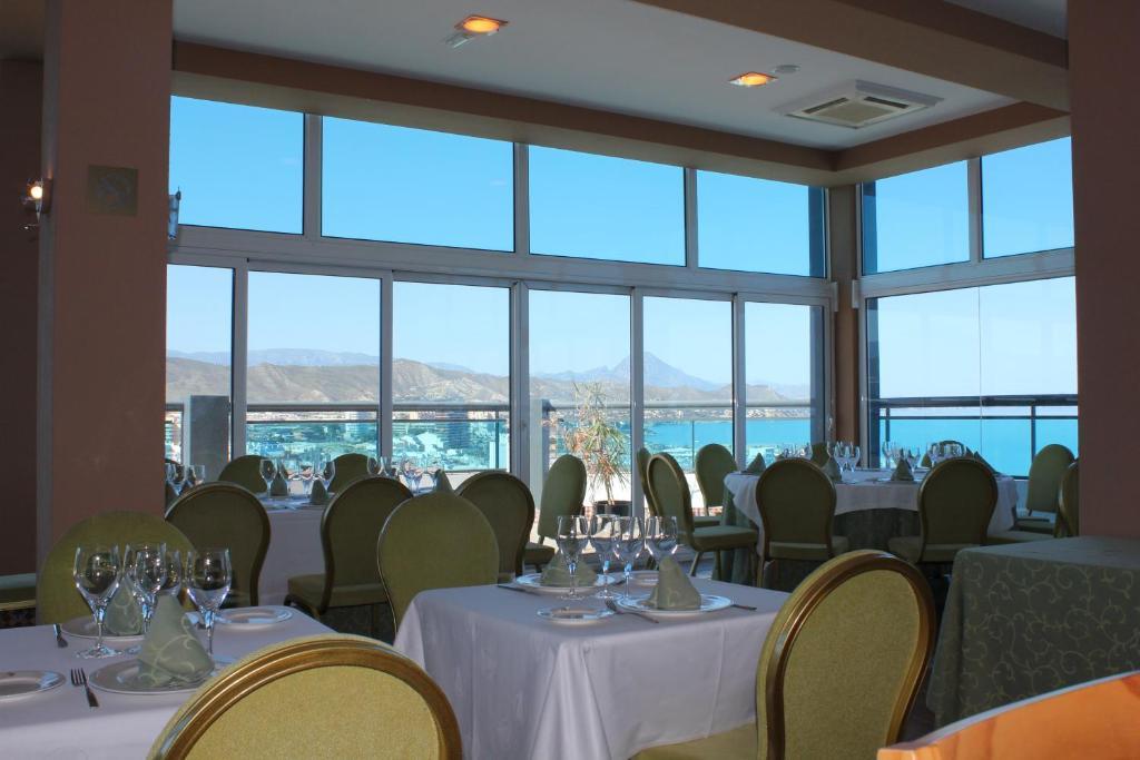 Hotel La Familia Gallo Rojo 4*