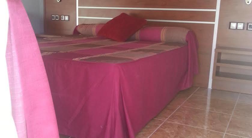 La Familia Gallo Rojo Hotel El Campello