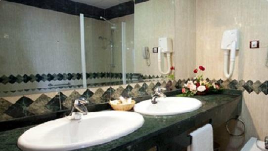 La Familia Gallo Rojo Hotel 4*